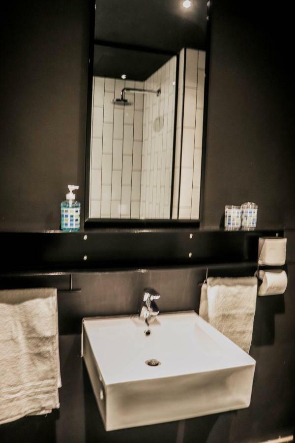 Wex1 - Modern, Iconic, Pool, Gym, Wifi, Secure Parking Apartment Cape Town Ngoại thất bức ảnh